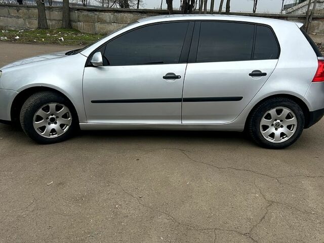 Сірий Фольксваген Гольф, об'ємом двигуна 1.4 л та пробігом 242 тис. км за 4200 $, фото 1 на Automoto.ua