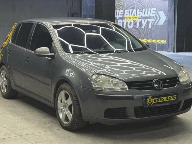 Фольксваген Гольф 2004 в Черновцах на Automoto.ua Серый Фольксваген Гольф, объемом двигателя 1.6 л и пробегом 268 тыс. км за 5300 $, фото 1 на Automoto.ua