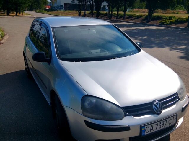 Серый Фольксваген Гольф, объемом двигателя 1.4 л и пробегом 260 тыс. км за 4000 $, фото 1 на Automoto.ua
