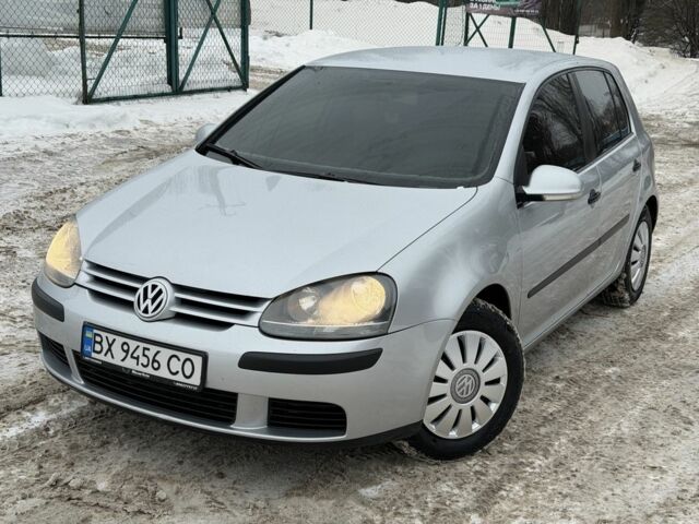 Серый Фольксваген Гольф, объемом двигателя 1.4 л и пробегом 252 тыс. км за 4777 $, фото 1 на Automoto.ua