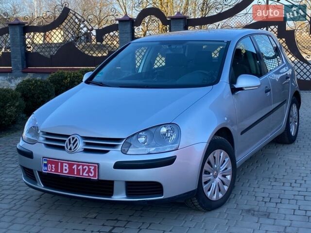 Серый Фольксваген Гольф, объемом двигателя 1.4 л и пробегом 211 тыс. км за 4600 $, фото 1 на Automoto.ua