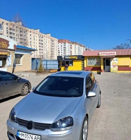 Серый Фольксваген Гольф, объемом двигателя 1.6 л и пробегом 231 тыс. км за 4850 $, фото 1 на Automoto.ua