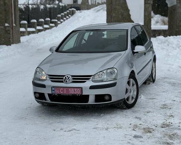 Серый Фольксваген Гольф, объемом двигателя 1.4 л и пробегом 212 тыс. км за 4800 $, фото 1 на Automoto.ua