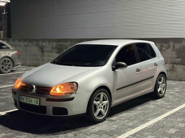 Серый Фольксваген Гольф, объемом двигателя 1.6 л и пробегом 202 тыс. км за 5100 $, фото 1 на Automoto.ua