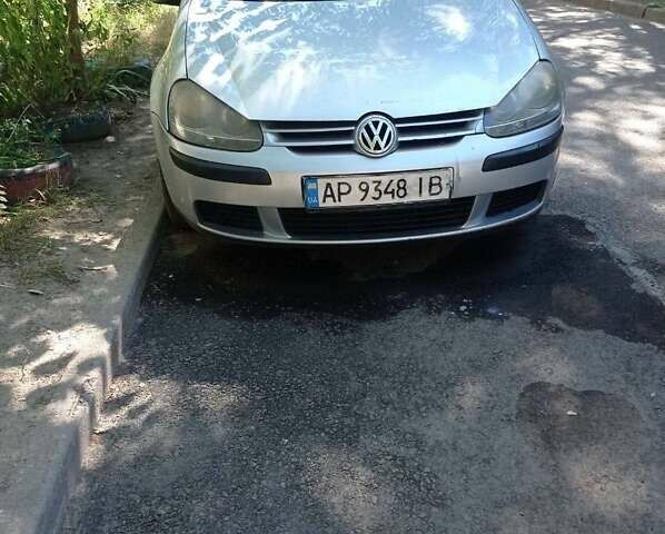 Сірий Фольксваген Гольф, об'ємом двигуна 1.6 л та пробігом 260 тис. км за 3600 $, фото 1 на Automoto.ua