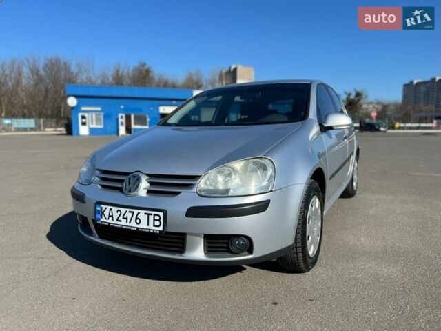 Серый Фольксваген Гольф, объемом двигателя 1.39 л и пробегом 247 тыс. км за 4950 $, фото 1 на Automoto.ua