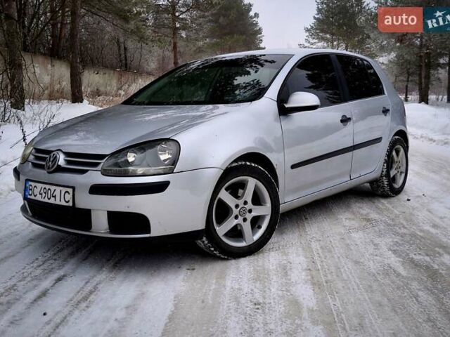 Серый Фольксваген Гольф, объемом двигателя 1.39 л и пробегом 228 тыс. км за 4300 $, фото 1 на Automoto.ua