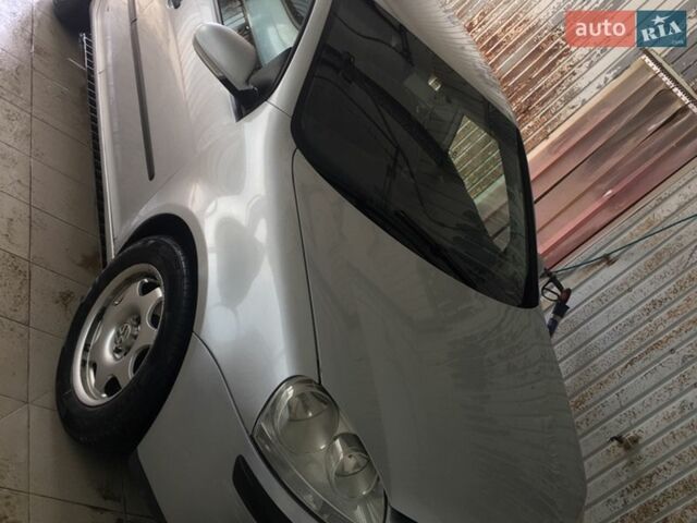 Сірий Фольксваген Гольф, об'ємом двигуна 1.4 л та пробігом 380 тис. км за 3750 $, фото 1 на Automoto.ua