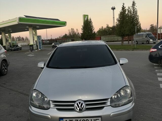 Сірий Фольксваген Гольф, об'ємом двигуна 1.4 л та пробігом 239 тис. км за 5200 $, фото 1 на Automoto.ua