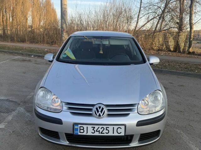 Серый Фольксваген Гольф, объемом двигателя 1.4 л и пробегом 257 тыс. км за 4500 $, фото 1 на Automoto.ua