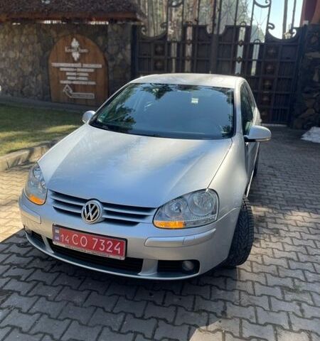 Серый Фольксваген Гольф, объемом двигателя 1.6 л и пробегом 201 тыс. км за 4980 $, фото 1 на Automoto.ua
