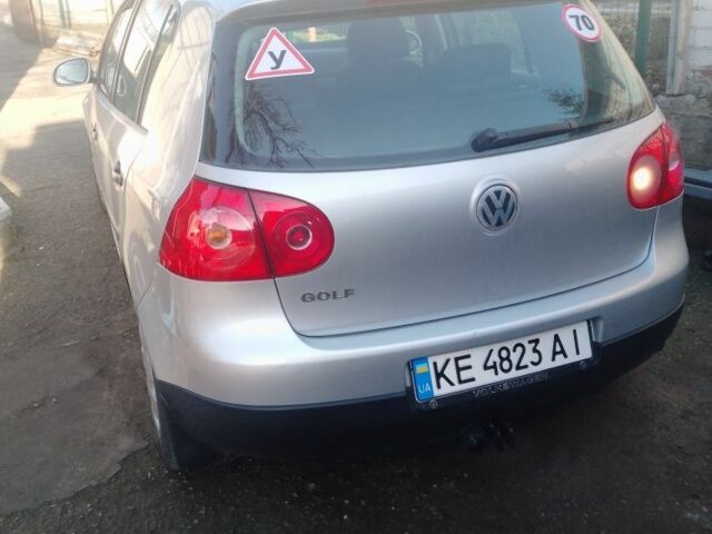 Серый Фольксваген Гольф, объемом двигателя 1.4 л и пробегом 241 тыс. км за 5438 $, фото 1 на Automoto.ua