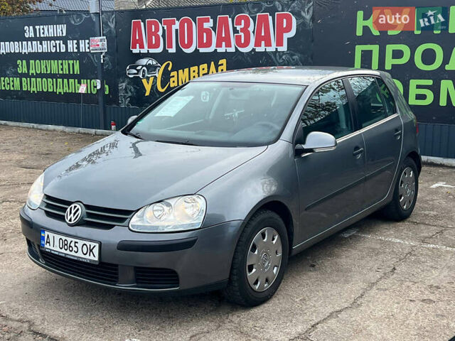 Серый Фольксваген Гольф, объемом двигателя 1.39 л и пробегом 250 тыс. км за 5100 $, фото 1 на Automoto.ua
