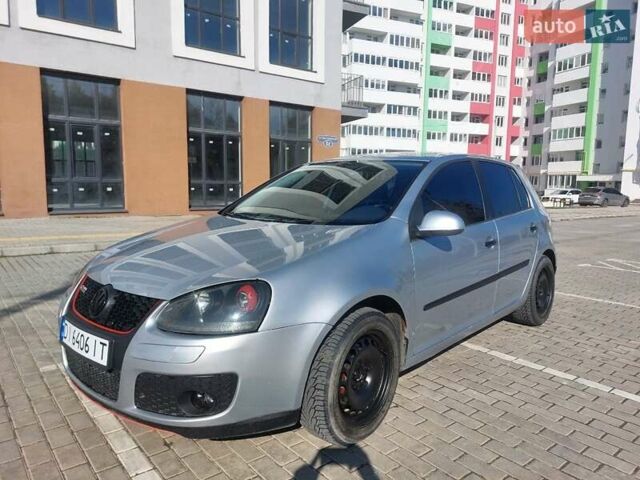 Серый Фольксваген Гольф, объемом двигателя 1.39 л и пробегом 305 тыс. км за 4700 $, фото 1 на Automoto.ua