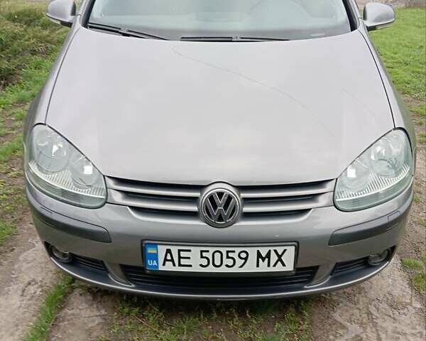 Сірий Фольксваген Гольф, об'ємом двигуна 1.39 л та пробігом 292 тис. км за 6200 $, фото 1 на Automoto.ua
