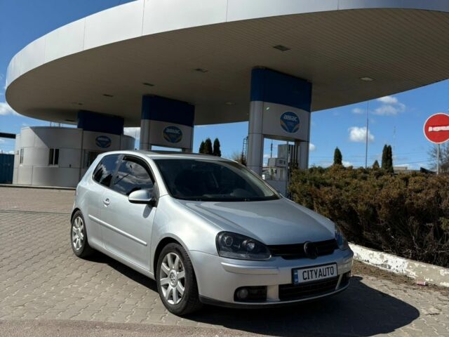 Серый Фольксваген Гольф, объемом двигателя 0 л и пробегом 260 тыс. км за 5200 $, фото 1 на Automoto.ua