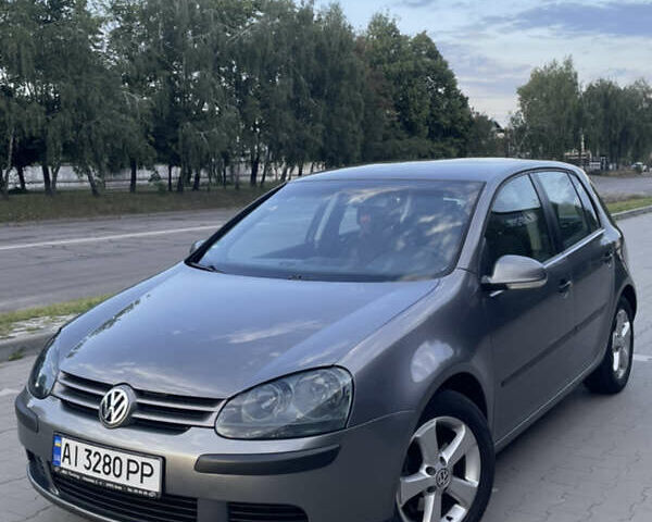 Серый Фольксваген Гольф, объемом двигателя 1.4 л и пробегом 250 тыс. км за 5500 $, фото 1 на Automoto.ua