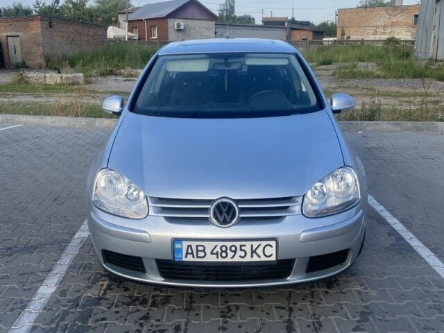 Серый Фольксваген Гольф, объемом двигателя 1.4 л и пробегом 234 тыс. км за 4450 $, фото 1 на Automoto.ua