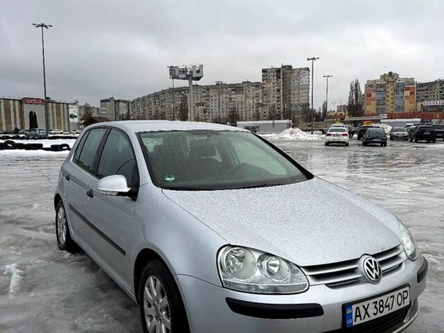 Серый Фольксваген Гольф, объемом двигателя 1.6 л и пробегом 222 тыс. км за 5500 $, фото 1 на Automoto.ua