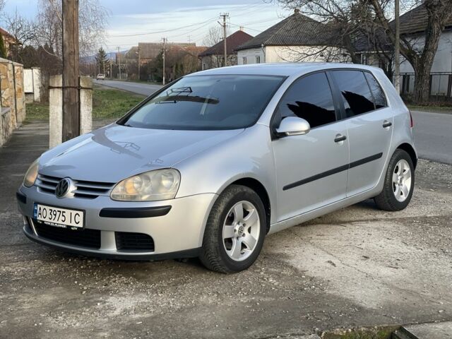 Серый Фольксваген Гольф, объемом двигателя 1.9 л и пробегом 295 тыс. км за 4999 $, фото 1 на Automoto.ua