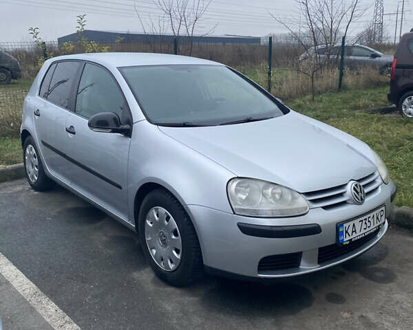 Сірий Фольксваген Гольф, об'ємом двигуна 1.6 л та пробігом 203 тис. км за 5200 $, фото 1 на Automoto.ua