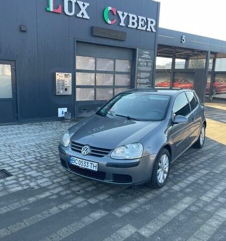 Сірий Фольксваген Гольф, об'ємом двигуна 1.6 л та пробігом 259 тис. км за 4900 $, фото 1 на Automoto.ua