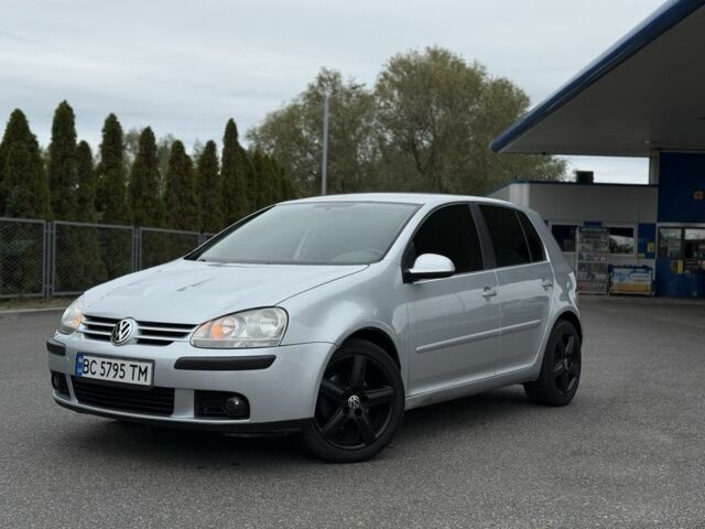 Сірий Фольксваген Гольф, об'ємом двигуна 2 л та пробігом 251 тис. км за 5300 $, фото 1 на Automoto.ua