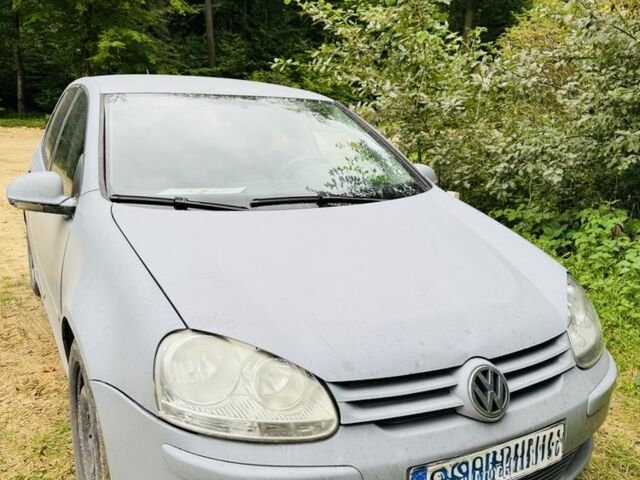 Серый Фольксваген Гольф, объемом двигателя 1.4 л и пробегом 326 тыс. км за 2150 $, фото 1 на Automoto.ua