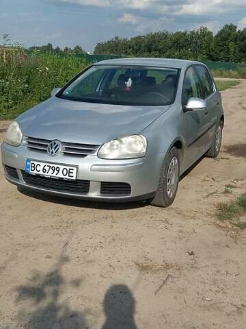 Сірий Фольксваген Гольф, об'ємом двигуна 1.4 л та пробігом 277 тис. км за 4900 $, фото 1 на Automoto.ua