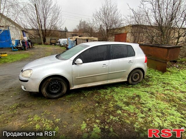 Серый Фольксваген Гольф, объемом двигателя 1.6 л и пробегом 300 тыс. км за 2600 $, фото 1 на Automoto.ua