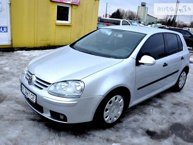 Серый Фольксваген Гольф, объемом двигателя 1.4 л и пробегом 283 тыс. км за 4999 $, фото 1 на Automoto.ua