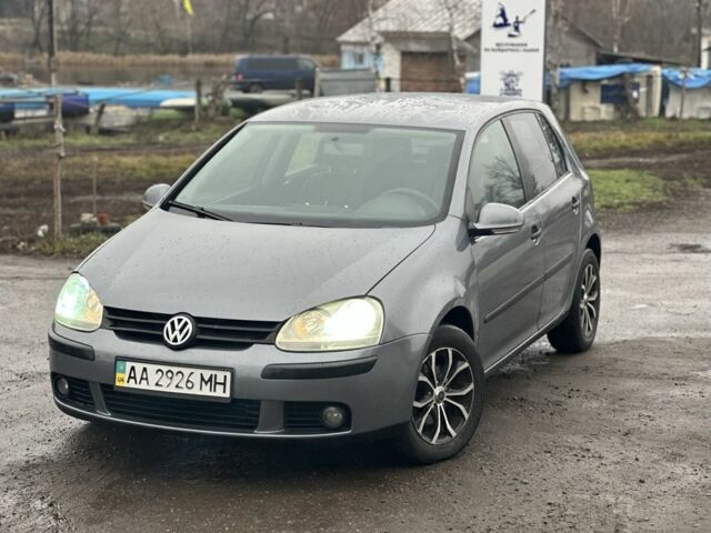 Сірий Фольксваген Гольф, об'ємом двигуна 1.6 л та пробігом 280 тис. км за 4600 $, фото 1 на Automoto.ua