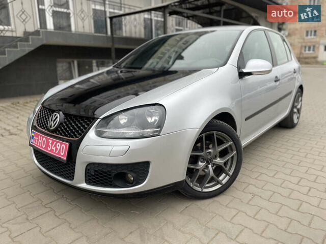 Серый Фольксваген Гольф, объемом двигателя 1.6 л и пробегом 220 тыс. км за 5850 $, фото 1 на Automoto.ua