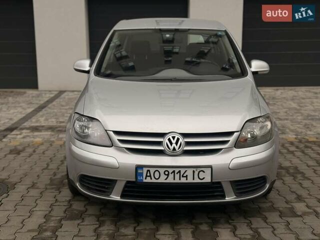 Серый Фольксваген Гольф, объемом двигателя 1.9 л и пробегом 280 тыс. км за 5300 $, фото 1 на Automoto.ua