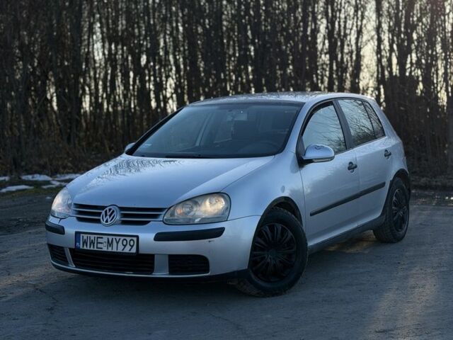 Серый Фольксваген Гольф, объемом двигателя 2 л и пробегом 300 тыс. км за 1650 $, фото 1 на Automoto.ua