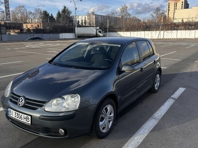 Серый Фольксваген Гольф, объемом двигателя 1.6 л и пробегом 265 тыс. км за 5500 $, фото 1 на Automoto.ua