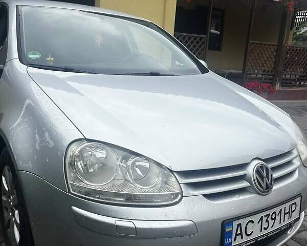 Сірий Фольксваген Гольф, об'ємом двигуна 1.6 л та пробігом 257 тис. км за 6200 $, фото 1 на Automoto.ua