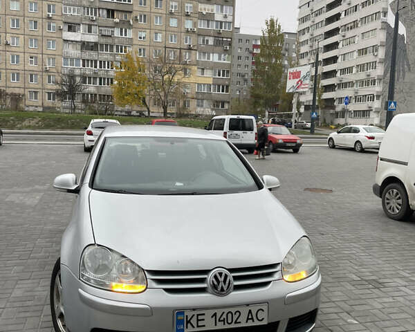 Сірий Фольксваген Гольф, об'ємом двигуна 1.39 л та пробігом 312 тис. км за 5000 $, фото 1 на Automoto.ua