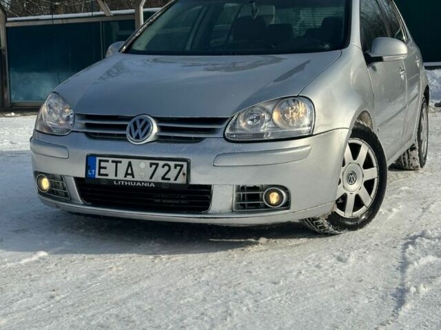Серый Фольксваген Гольф, объемом двигателя 1.9 л и пробегом 302 тыс. км за 2650 $, фото 1 на Automoto.ua