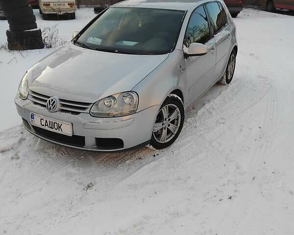 Сірий Фольксваген Гольф, об'ємом двигуна 1.6 л та пробігом 218 тис. км за 6500 $, фото 1 на Automoto.ua