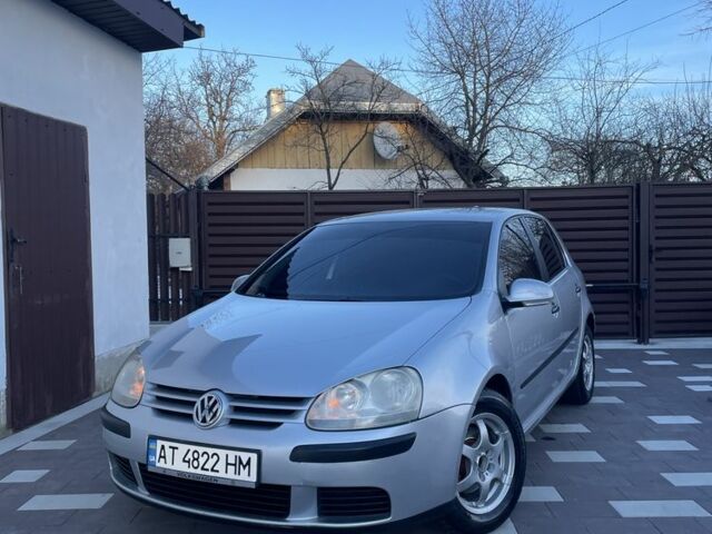 Серый Фольксваген Гольф, объемом двигателя 1.6 л и пробегом 298 тыс. км за 4600 $, фото 1 на Automoto.ua