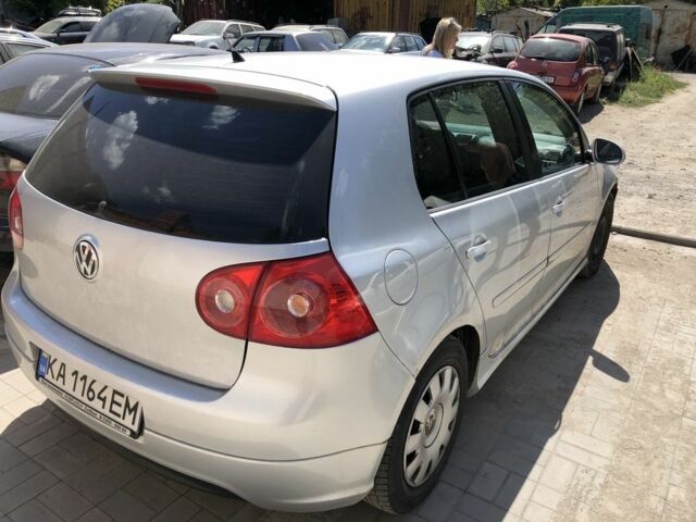 Серый Фольксваген Гольф, объемом двигателя 1.6 л и пробегом 302 тыс. км за 2700 $, фото 1 на Automoto.ua