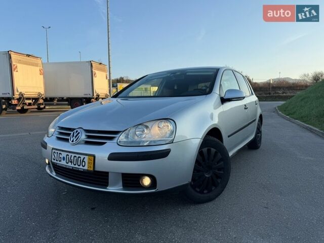 Серый Фольксваген Гольф, объемом двигателя 1.4 л и пробегом 250 тыс. км за 4755 $, фото 1 на Automoto.ua