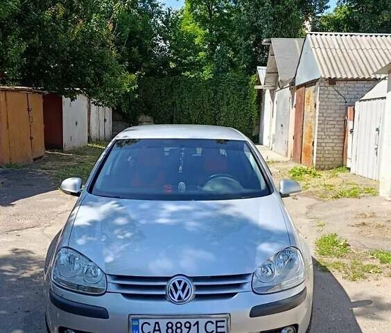 Сірий Фольксваген Гольф, об'ємом двигуна 1.6 л та пробігом 211 тис. км за 4700 $, фото 1 на Automoto.ua