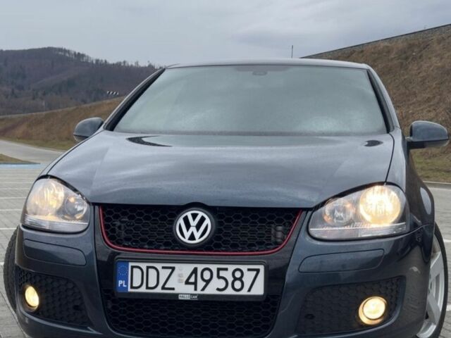 Серый Фольксваген Гольф, объемом двигателя 0 л и пробегом 300 тыс. км за 1650 $, фото 1 на Automoto.ua