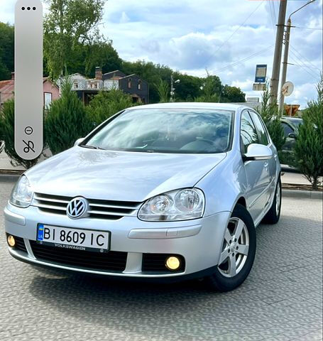 Серый Фольксваген Гольф, объемом двигателя 1.6 л и пробегом 252 тыс. км за 6100 $, фото 1 на Automoto.ua