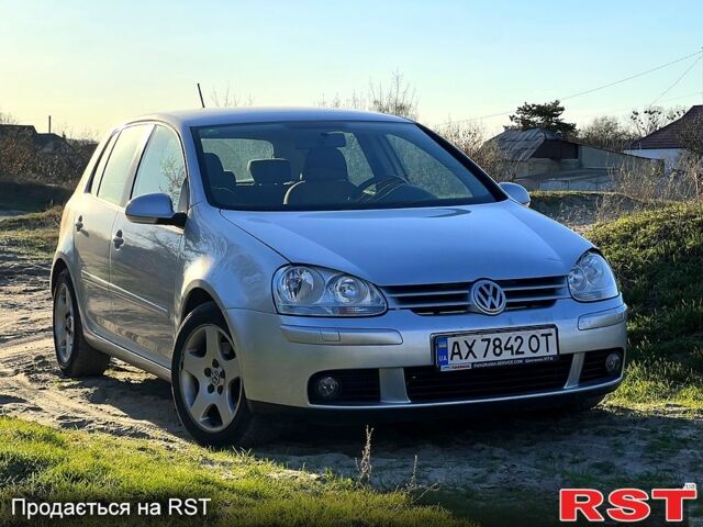 Серый Фольксваген Гольф, объемом двигателя 1.6 л и пробегом 231 тыс. км за 5500 $, фото 1 на Automoto.ua