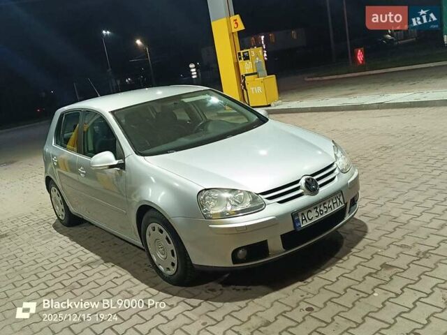 Серый Фольксваген Гольф, объемом двигателя 1.4 л и пробегом 202 тыс. км за 4950 $, фото 1 на Automoto.ua