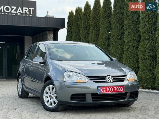 Серый Фольксваген Гольф, объемом двигателя 1.6 л и пробегом 193 тыс. км за 5900 $, фото 1 на Automoto.ua