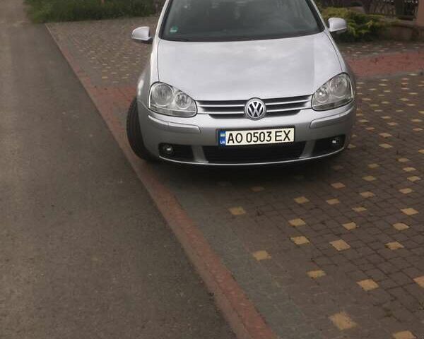 Серый Фольксваген Гольф, объемом двигателя 1.4 л и пробегом 174 тыс. км за 5600 $, фото 1 на Automoto.ua